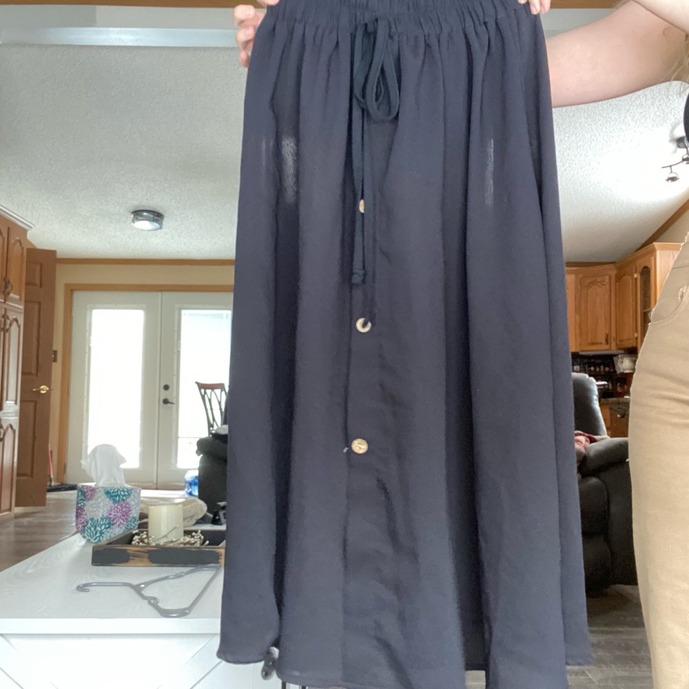 Black skirt